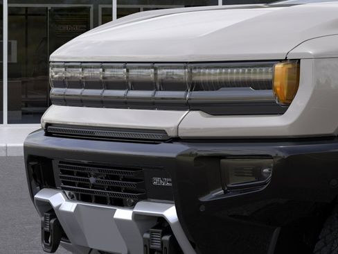 New 2026 GMC Hummer EV SUV w/ LPO, Dark Essentials Package AWD/4WD image 23