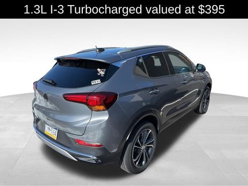 Used 2020 Buick Encore GX Essence image 4