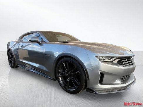 Used 2019 Chevrolet Camaro LT w/ RS Package RWD image 5