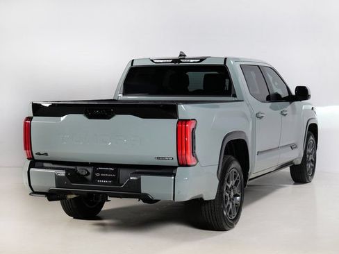 Used 2025 Toyota Tundra Platinum AWD/4WD image 2