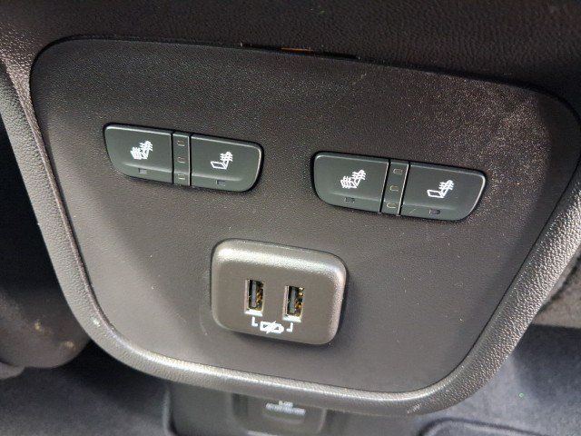 Used 2024 Chevrolet Equinox Premier FWD image 35