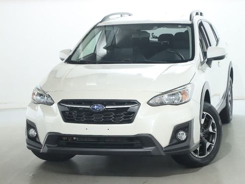 Used 2019 Subaru Crosstrek 2.0i Premium w/ Moonroof Package AWD/4WD image 2