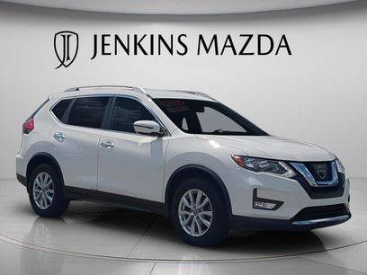 Used 2017 Nissan Rogue SV