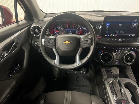 Certified 2025 Chevrolet Blazer LT image 17