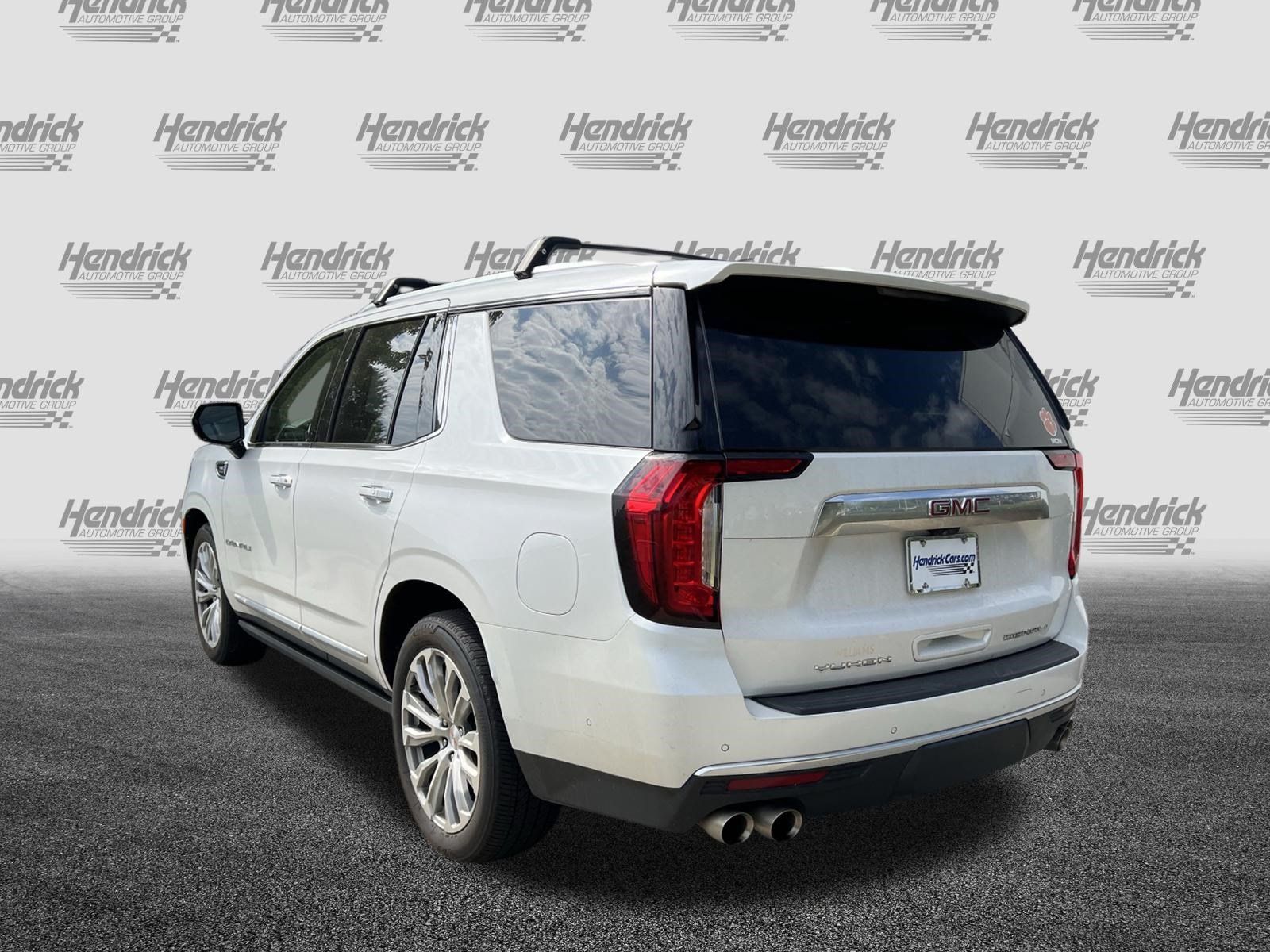 Used 2023 GMC Yukon Denali w/ Denali Reserve Package AWD/4WD image 8