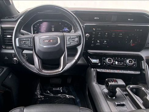 Used 2023 GMC Sierra 1500 AT4 w/ AT4 Premium Package AWD/4WD image 14