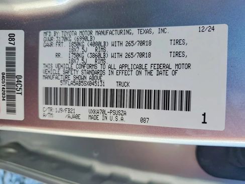 Used 2025 Toyota Tundra SR5 w/ SR5 Convenience Package RWD image 10
