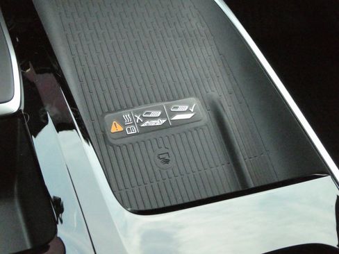 New 2026 Buick Enclave Sport Touring w/ Power Package image 19