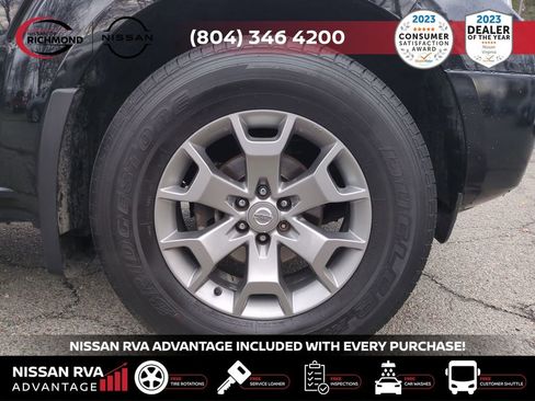 Used 2020 Nissan Frontier SV image 12