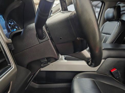 Used 2020 Ford F250 Lariat image 41