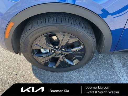 Used 2025 Kia Sportage X-Line w/ Premium Package image 9
