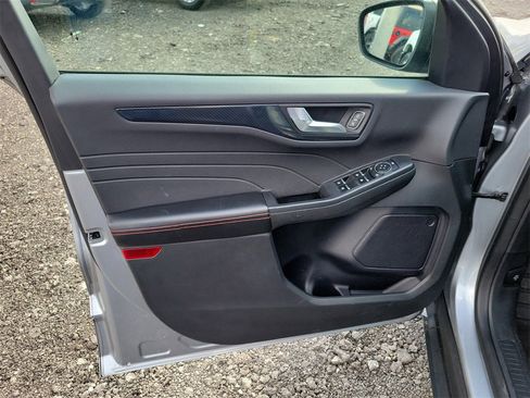 Used 2023 Ford Escape ST-Line image 11