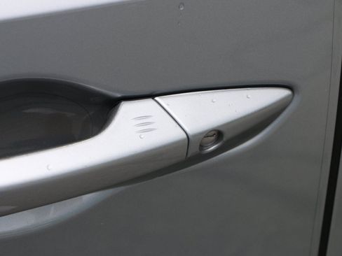 Used 2023 Acura MDX FWD w/ Technology Package image 15