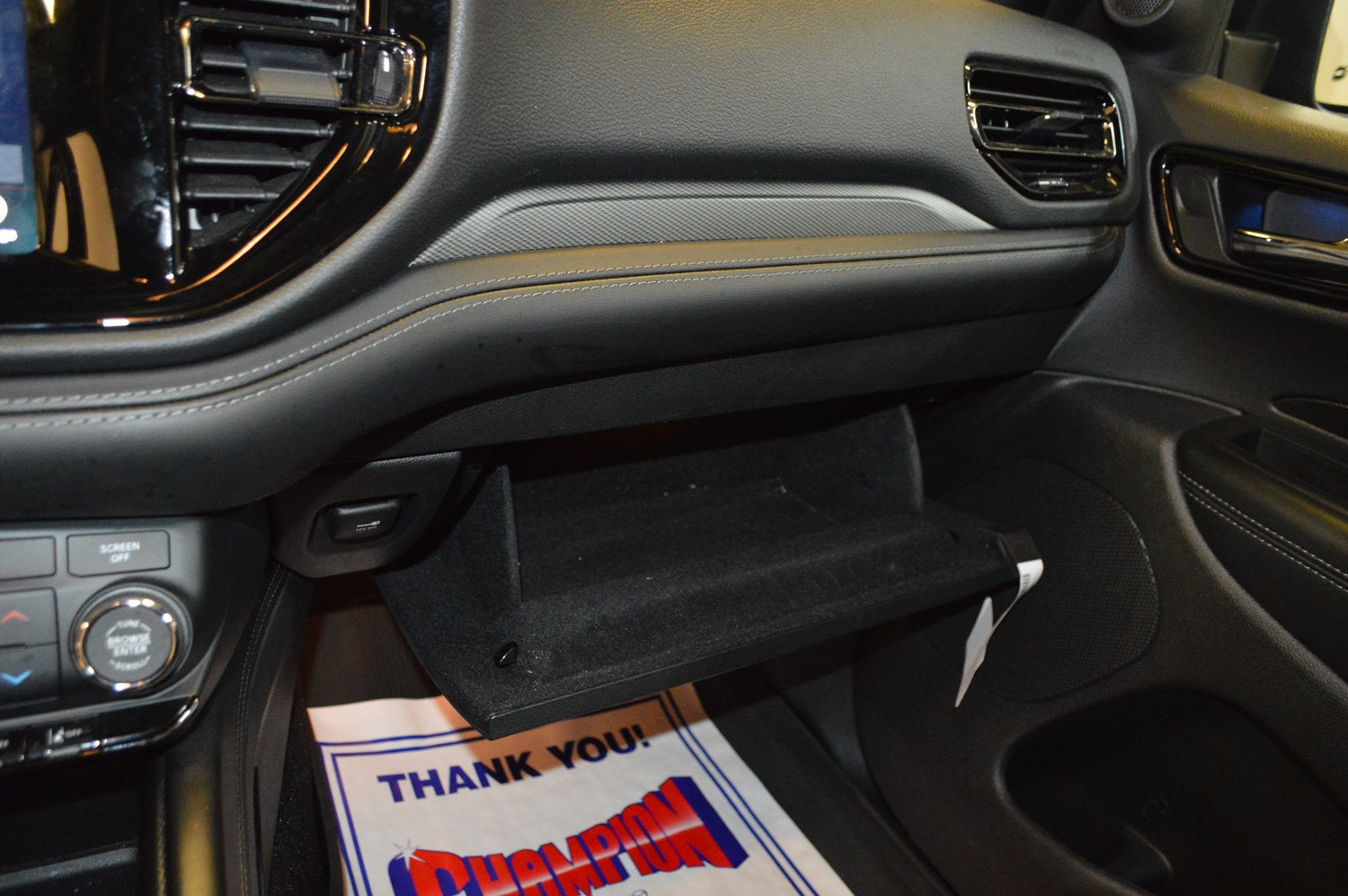 Used 2022 Dodge Durango GT RWD image 21