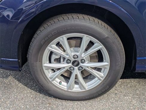 Used 2025 Audi Q3 2.0T Premium w/ Convenience Package image 9