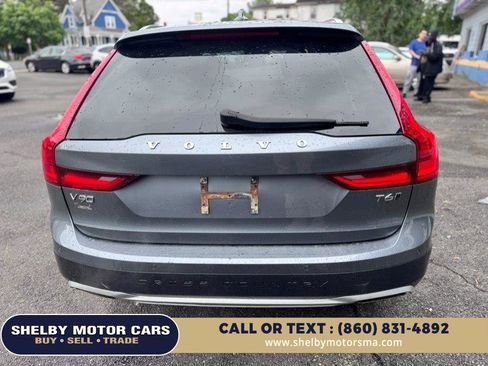 Used 2018 Volvo V90 T6 Cross Country w/ Convenience Package AWD/4WD image 6