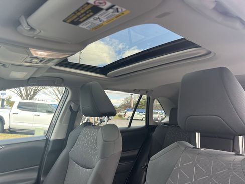 Used 2024 Toyota RAV4 XLE w/ Convenience Package image 23