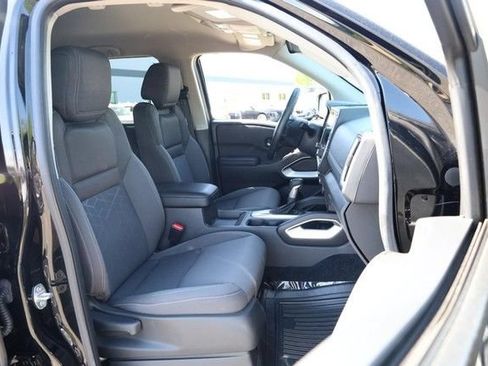 Certified 2025 Nissan Frontier SV w/ SV Convenience Package RWD image 24