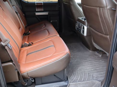 Used 2022 Ford F250 King Ranch w/ King Ranch Ultimate Package AWD/4WD image 17