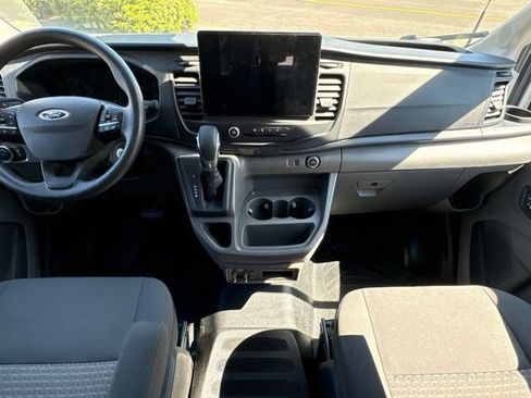 Used 2022 Ford Transit 250 Medium Roof AWD image 19