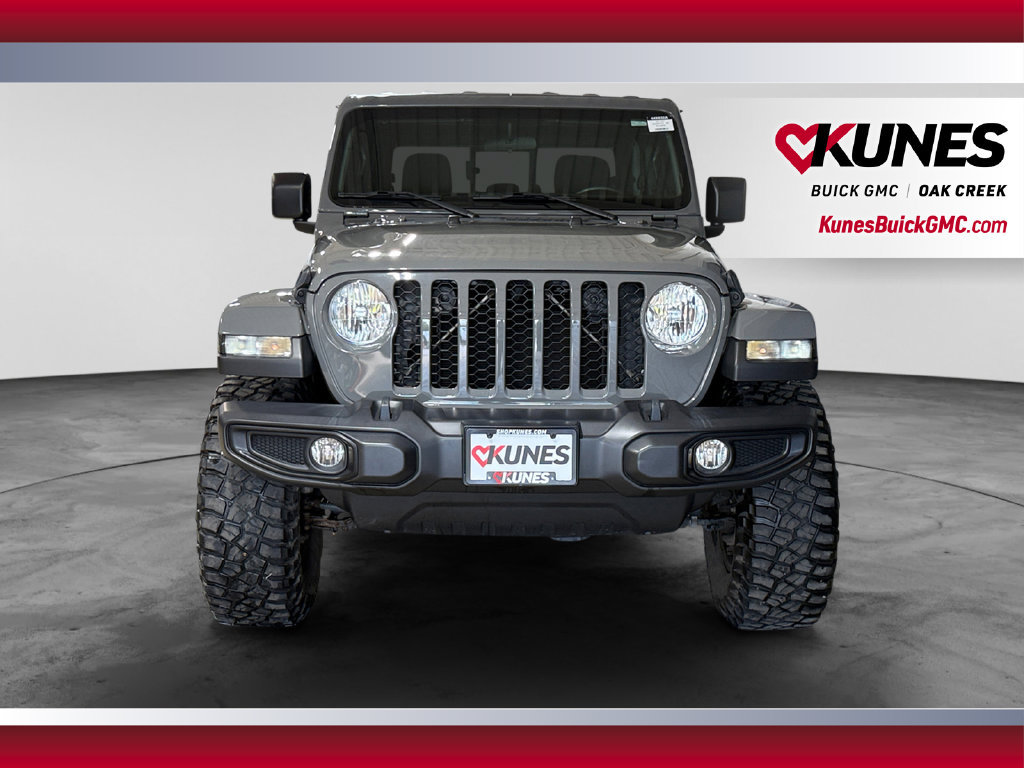 Used 2021 Jeep Gladiator Sport AWD/4WD image 3