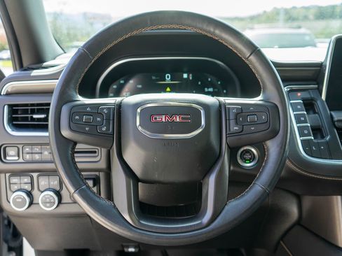 Used 2022 GMC Yukon AT4 w/ Max Trailering Package AWD/4WD image 18