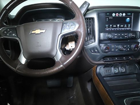 Used 2016 Chevrolet Silverado 1500 LTZ w/ LTZ Plus Package AWD/4WD image 29