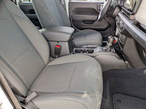 New 2026 Jeep Gladiator Sport image 31