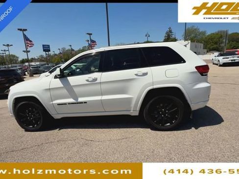 Used 2022 Jeep Grand Cherokee Laredo X AWD/4WD image 6