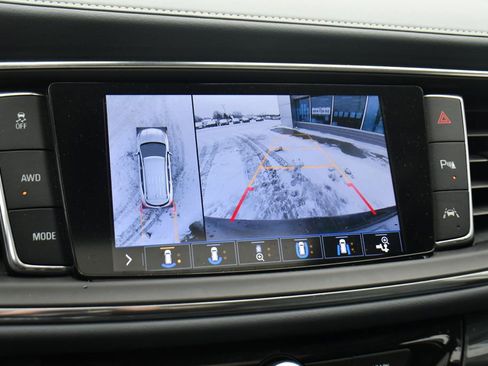 Used 2021 Buick Enclave Premium image 31