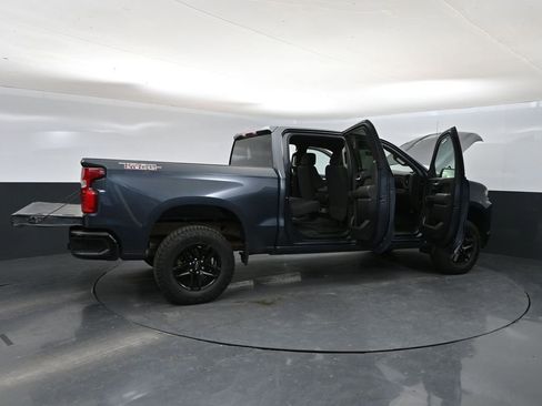 Used 2021 Chevrolet Silverado 1500 Custom Trail Boss AWD/4WD image 34