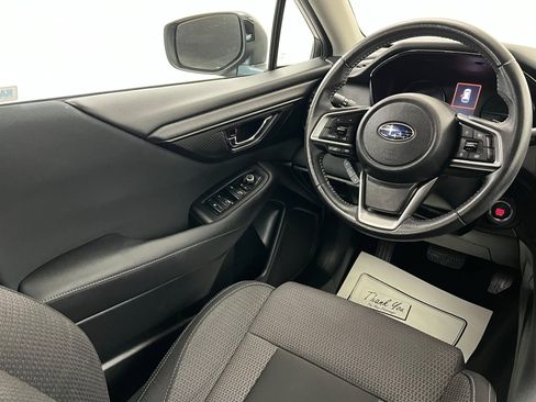 Used 2022 Subaru Outback Premium image 12