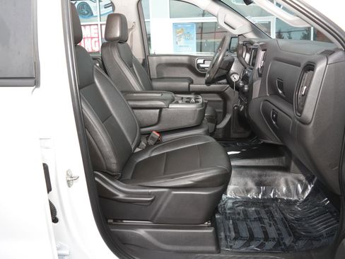 Used 2019 Chevrolet Silverado 1500 W/T w/ Trailering Package image 16