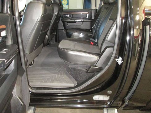 Used 2013 RAM 1500 Laramie w/ Convenience Group AWD/4WD image 24