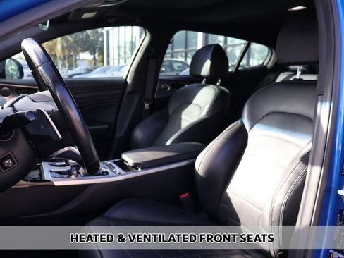 Used 2023 Kia Stinger GT2 image 7