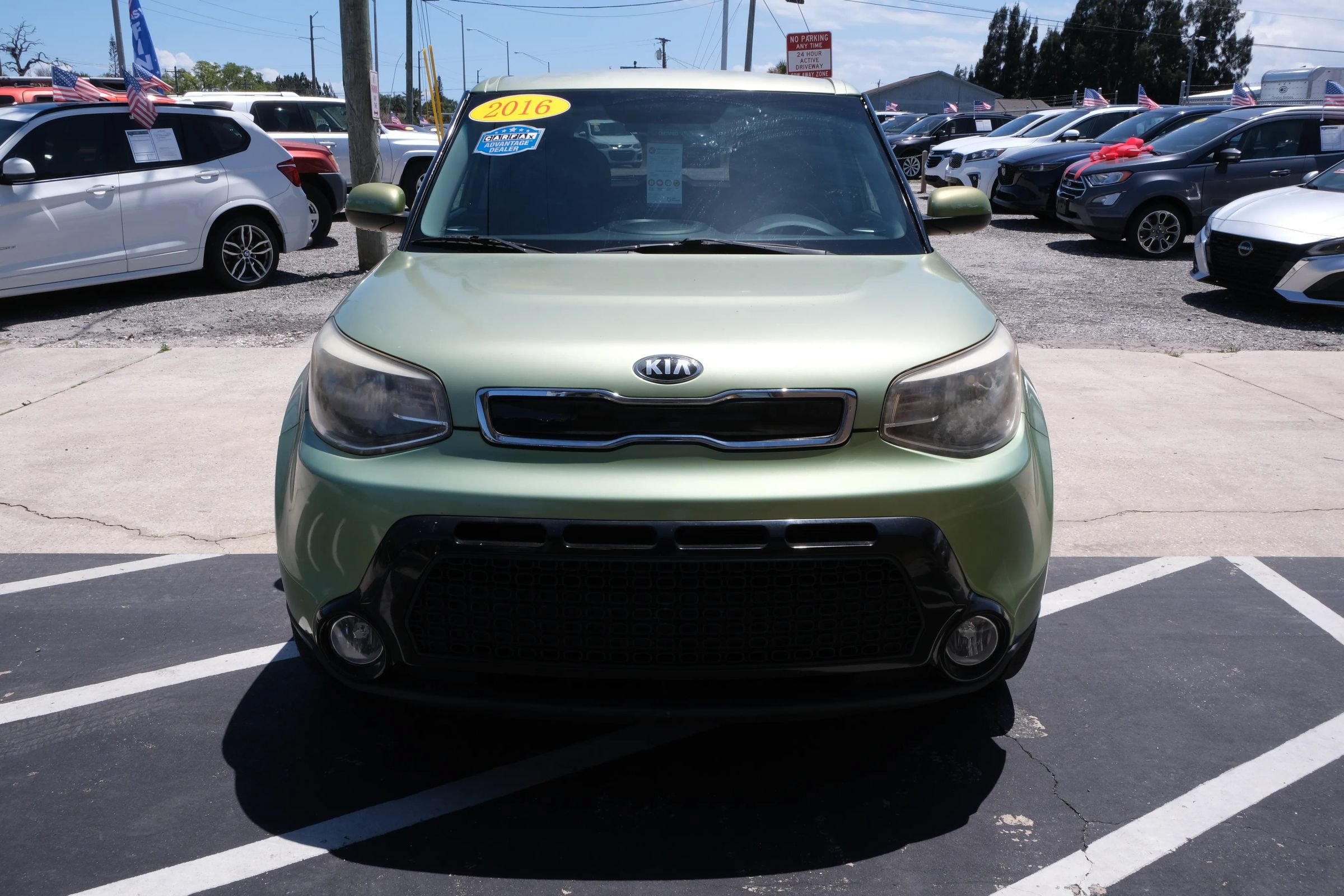 Used 2016 Kia Soul + FWD image 8