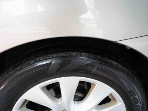 Used 2017 Subaru Legacy 2.5i Premium image 29