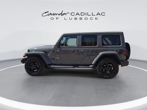 Used 2021 Jeep Wrangler Unlimited Sahara AWD/4WD image 5