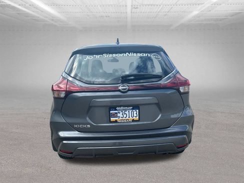 Used 2025 Nissan Kicks Play S FWD image 4