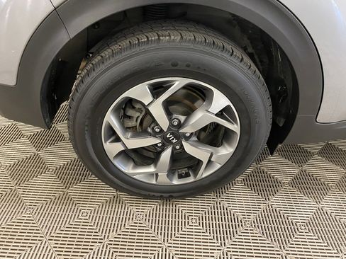 Used 2021 Kia Sportage LX image 13