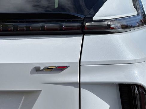 New 2026 Cadillac Lyriq V w/ Exterior Carbon Fiber Package image 26