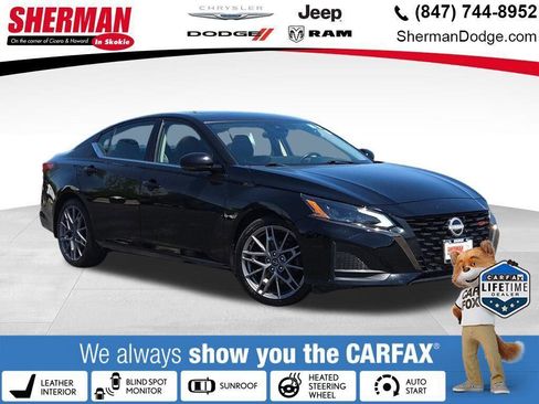Used 2023 Nissan Altima 2.0 SR FWD image 1