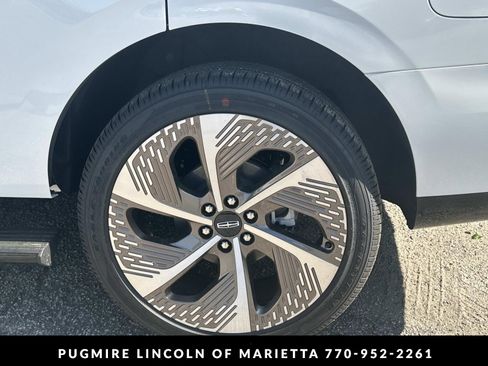 New 2026 Lincoln Navigator Black Label AWD/4WD image 37