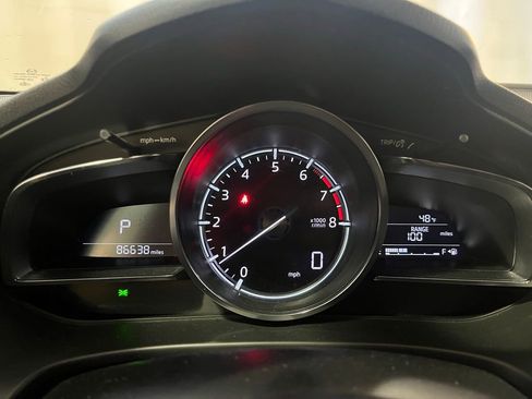 Used 2017 MAZDA MAZDA3 Grand Touring FWD image 22