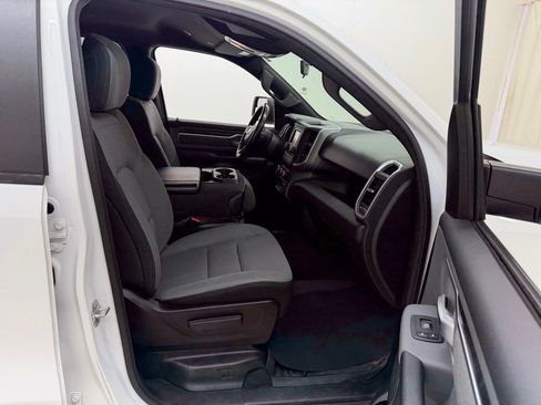 Used 2022 RAM 1500 Big Horn AWD/4WD image 8