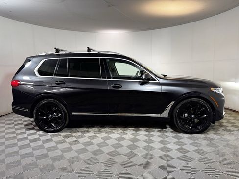 Used 2022 BMW X7 xDrive40i w/ Premium Package image 8