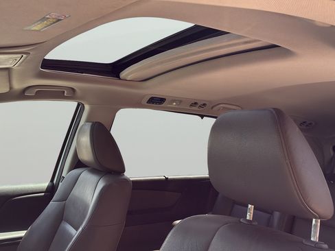 Used 2012 Honda Odyssey EX-L image 15
