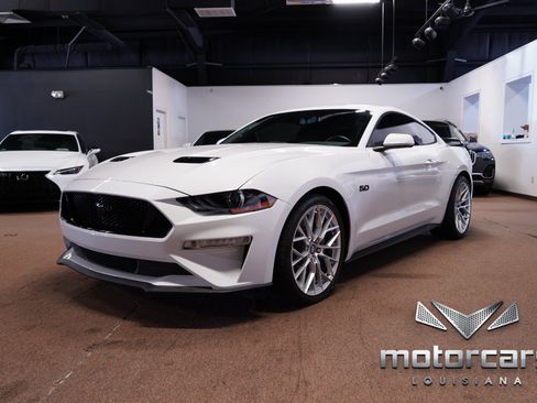 Used 2020 Ford Mustang GT w/ Equipment Group 301A RWD image 3