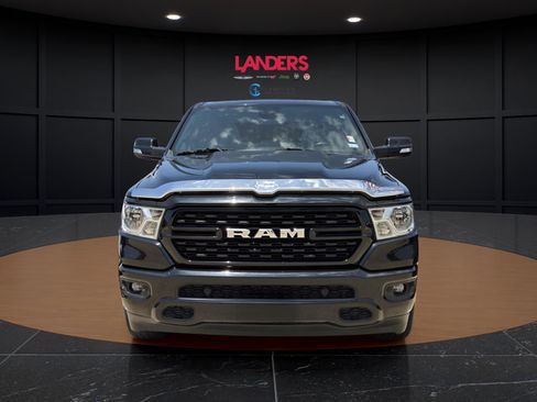 Used 2022 RAM 1500 Big Horn AWD/4WD image 3