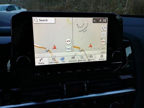 New 2025 Nissan Pathfinder SL w/ Black Appearance Package image 18